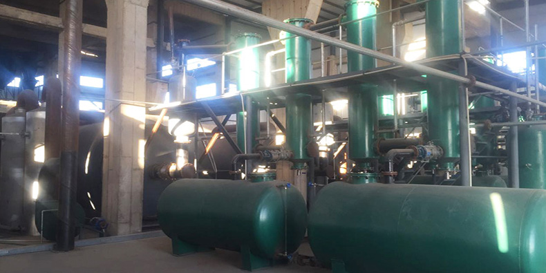Oil sludge dry distillation pyrolysis treatment